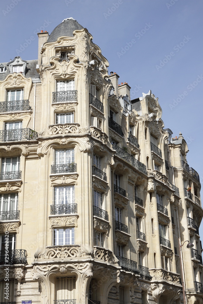 Paris - immeuble haussmannien