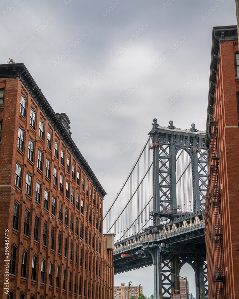 View at Manhattan bridge between two buildings.