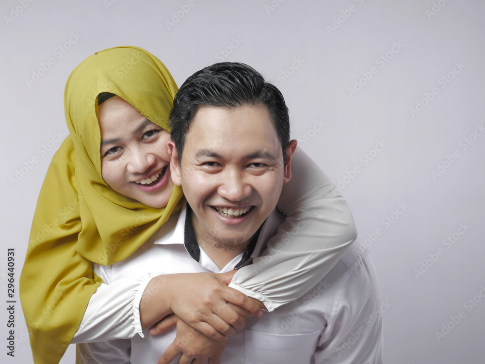 Obraz premium Happy Asian Muslim Couple