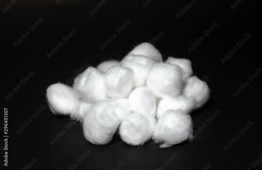 Round cotton ball are used for checking wounds or cleaning wounds