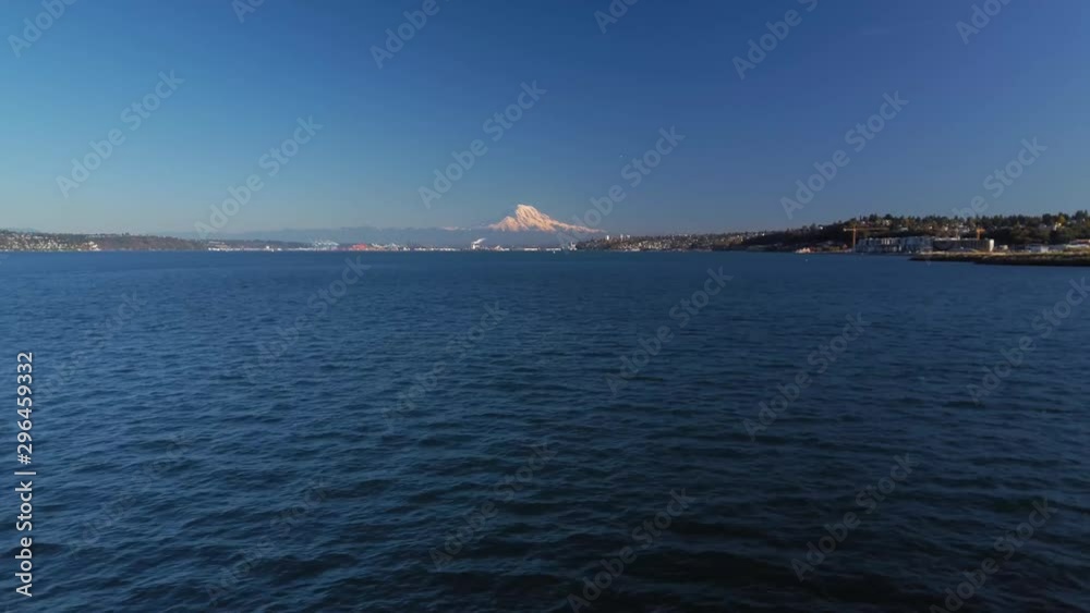 Right to left parallax of Commencement Bay Tacoma WA and Mt. Rainier, hyper lapse, time lapse Right to left parallax of Commencement Bay Tacoma WA and Mt. Rainier, hyper lapse, time lapse