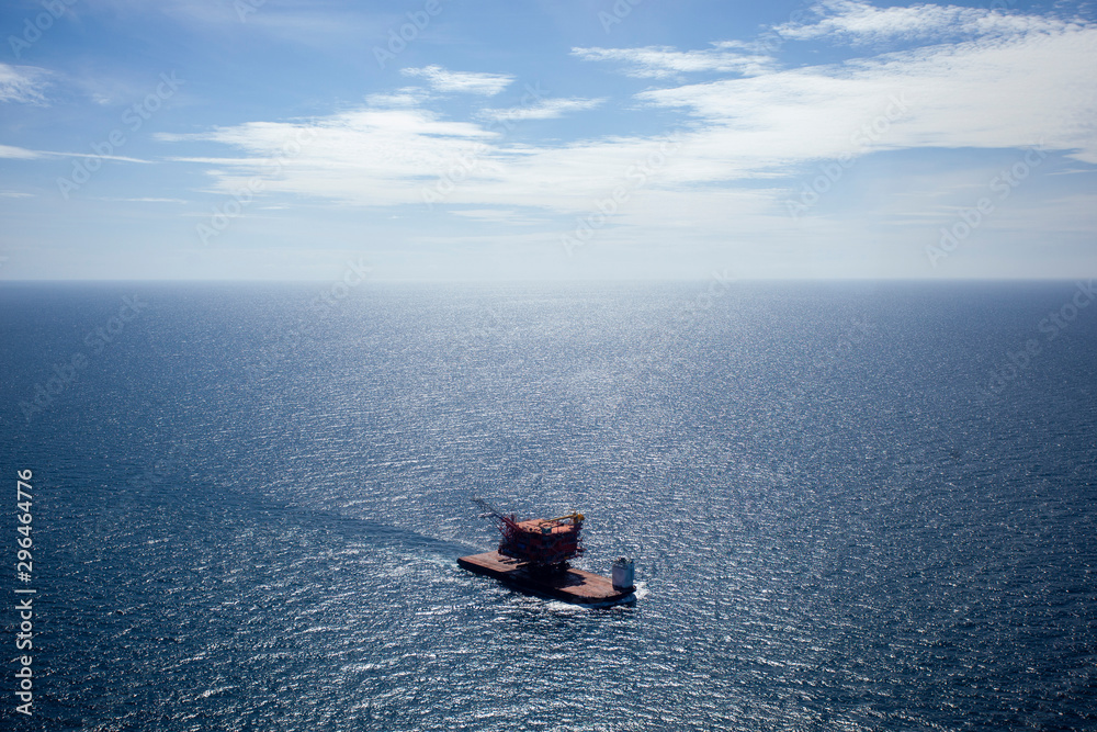 Fototapeta premium industry: rig transport