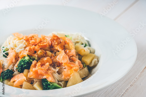 Noodles With Teriyaki Salmon, Broccoli And Pineapple