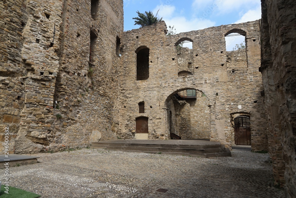 Castello Dolce Acqua