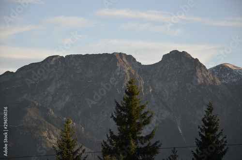 Gubałówka , Giewont ,śpiący rycerz , Zakopane ,Tatry ,Kasprowy Wierch , widok z gubałówki , widok na Tatry , widok na góry , 