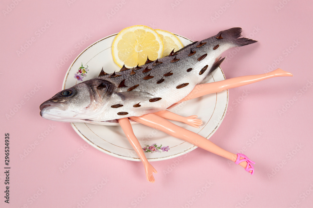 lemon fish pink plate doll and thorns