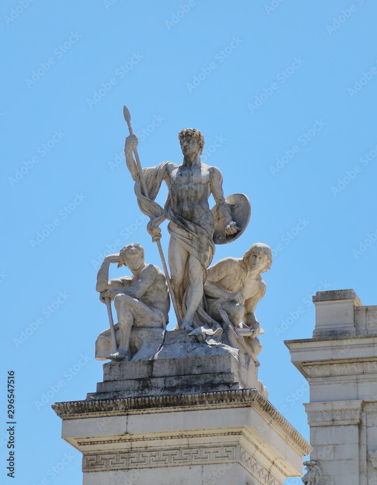 Obraz premium Statue am Monumento a Vittorio Emanuele II