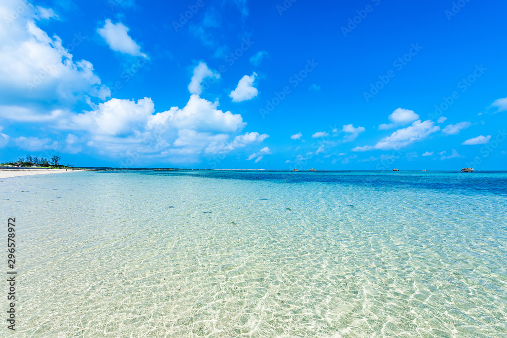 佐和田の浜　宮古島の海　Beautiful beach in Miyakojima Island, Okinawa.