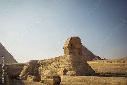 great sphinx and the pyramid