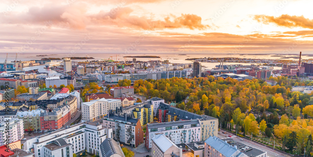 Obraz na płótnie Aerial view of Helsinki city. w salonie