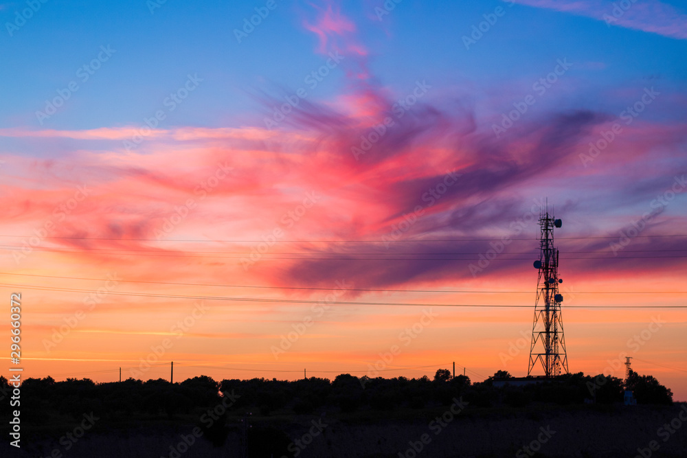 ATARDECER ROSA, NARANJA Y AZUL.