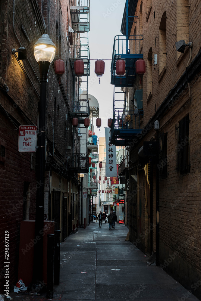Chinatown Alley