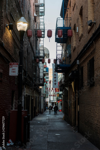 Chinatown Alley © Daniel