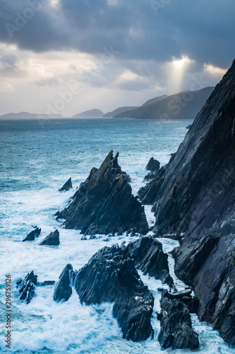 Quadro su tela coumeenoule harbour in south west ireland on the dingle peninsula on an autumn e