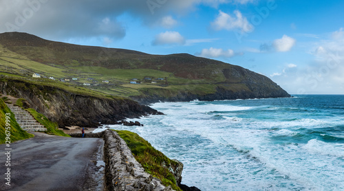 Quadro su tela coumeenoule harbour in south west ireland on the dingle peninsula on an autumn e