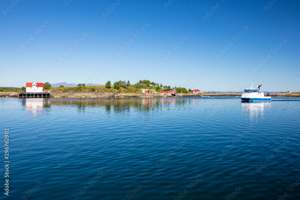 Fototapeta premium Buholmen in great summer weather, Nordland county
