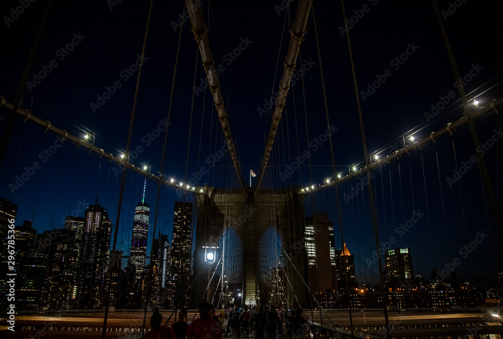 Fototapeta premium dark ny from the bridge