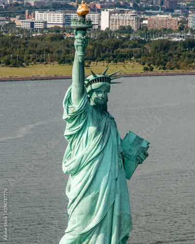 statue of liberty © MauroDarias