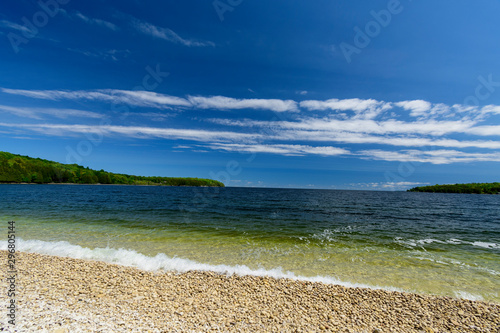 Sunny day at Schoolhouse Beach in Washington Island