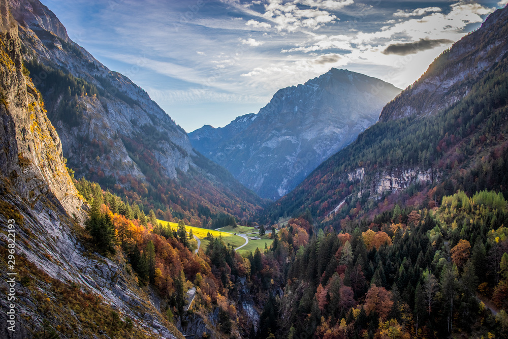 Fototapeta premium Beautiful Autumn Swiss Alps