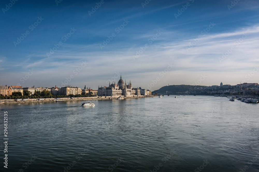 Vue sur Budapest, le Danube et le Parlement, Hongrie