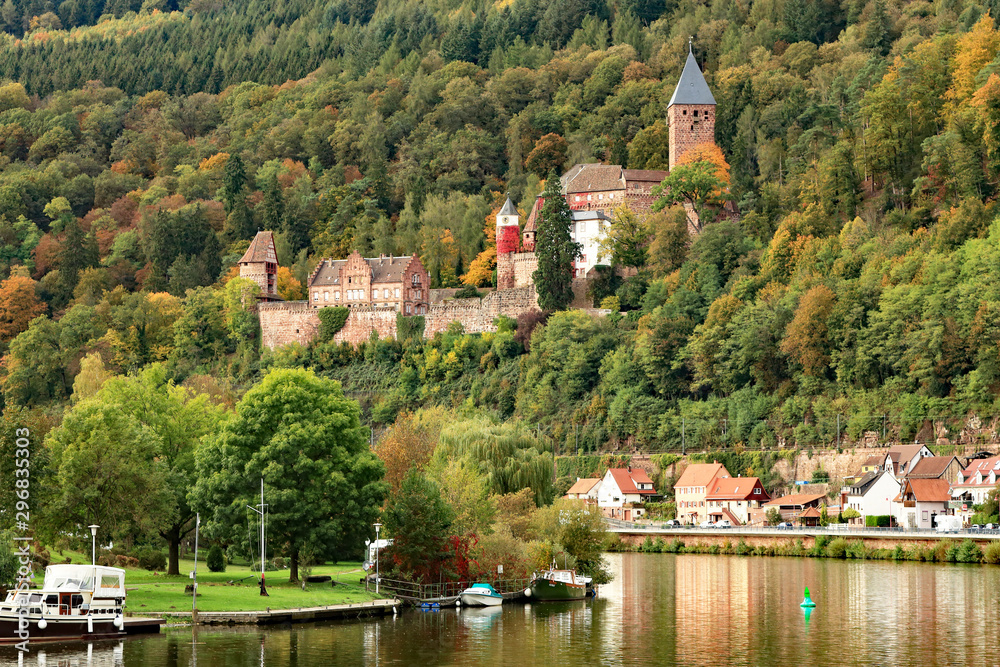 Obraz premium Zamek Zwingenberg nad Neckarem