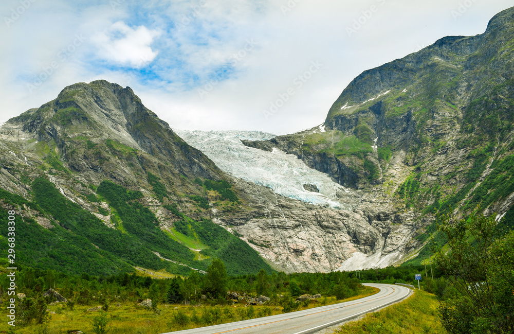 Road into the glacier
