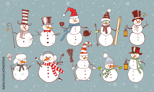 Set of doodle sketch snowmen