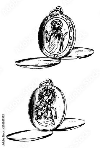Pop Up Locket is a small ornamental case vintage engraving.