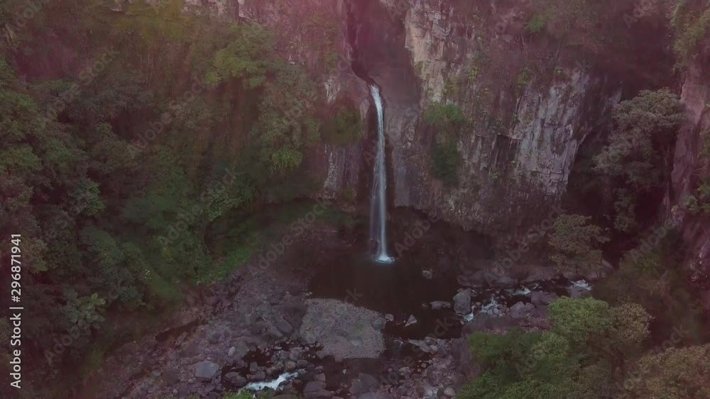 Toma aérea de cascadas de Texolo en Coatepec Veracruz