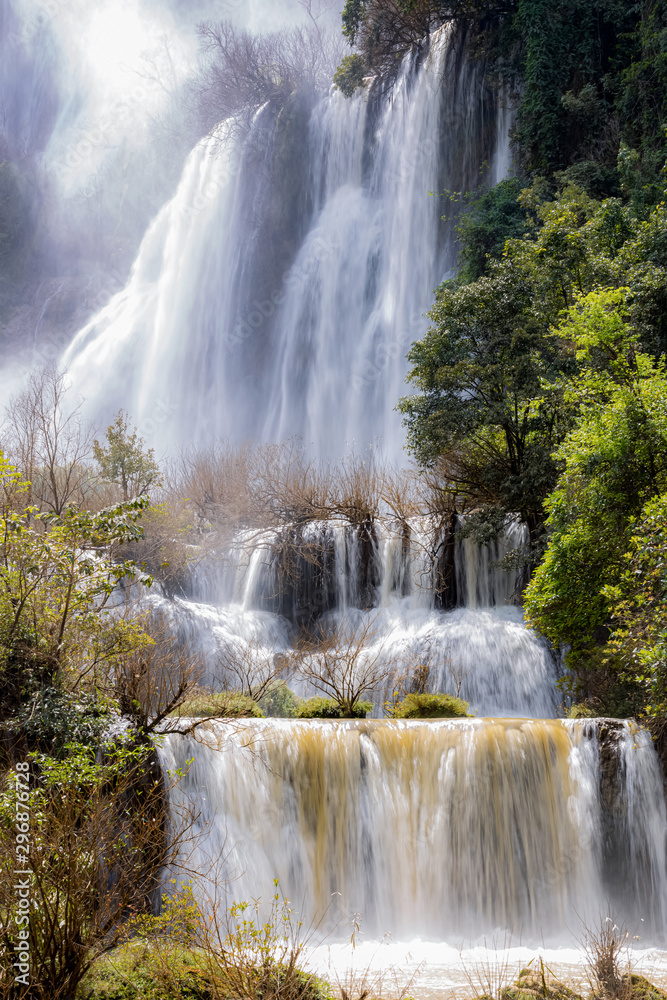 Fototapeta premium Thi Lo Su Waterfall in the Rainy Season, Tak, Thailand