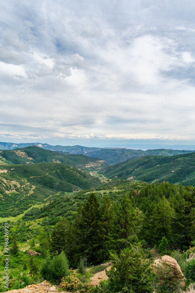 Naklejka premium Colorado Mountain Pass View Point
