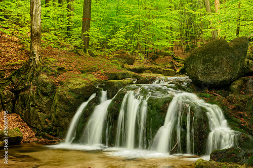 Beautiful Maly waterfall, Czech Republic © Eric Middelkoop