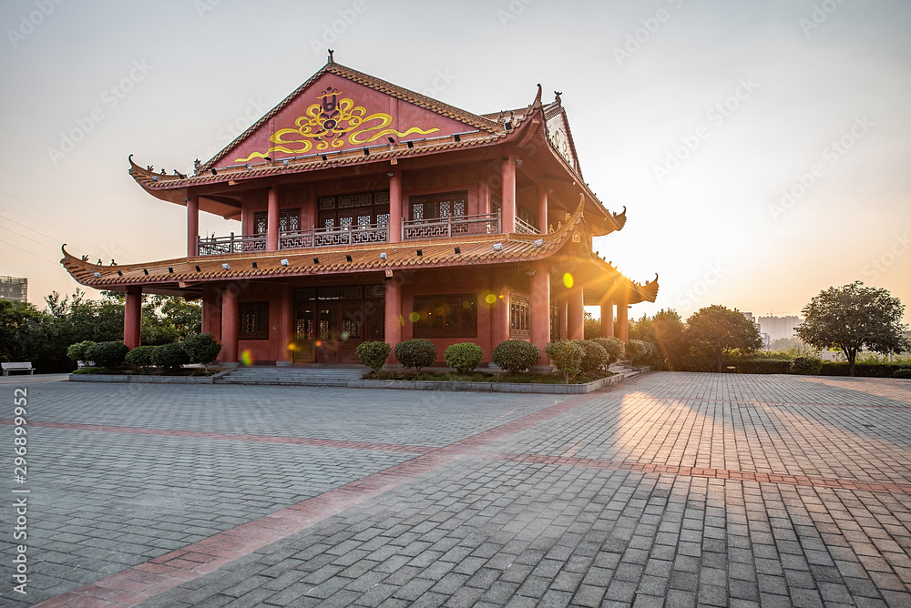 Fototapeta premium Chinese classical pavilion building Wufu Pavilion at the top of Wuling Park, Cangzhou City, Hunan Province