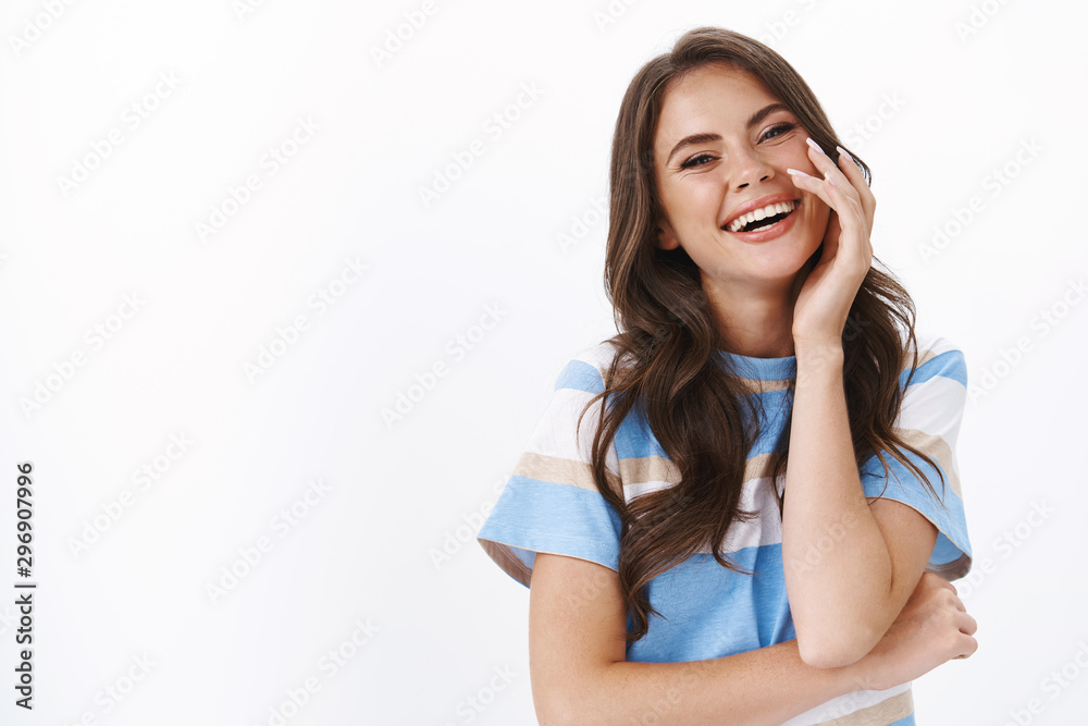 Wellbeing, happiness and people concept. Charming flirty good-looking modern woman laughing enjoy contemplate family gathering, picnic in park smiling joyfully stand white background entertained Wellbeing, happiness and people concept. Charming flirty good-looking modern woman laughing enjoy contemplate family gathering, picnic in park smiling joyfully stand white background entertained