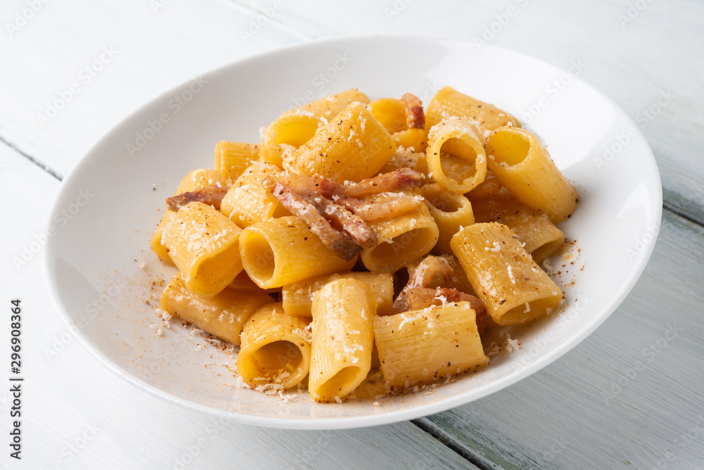 Piatto di pasta alla gricia, Cucina Tipica Italiana Piatto di pasta alla gricia, Cucina Tipica Italiana