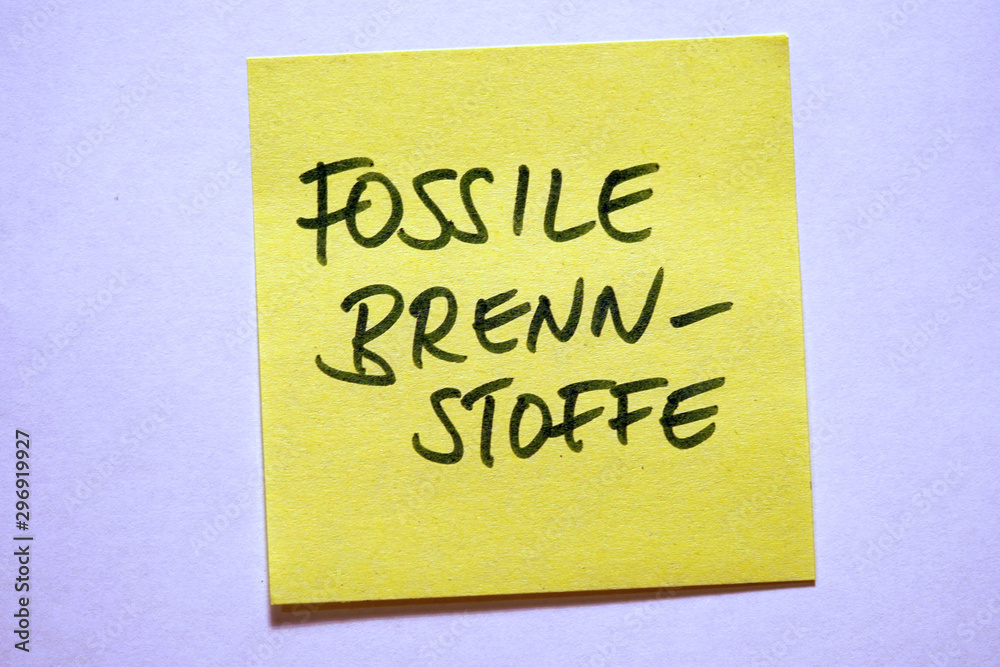 Gelbe Haftnotiz mit Schlagwort Klimawandel Fossile Brennstoffe Gelbe Haftnotiz mit Schlagwort Klimawandel Fossile Brennstoffe
