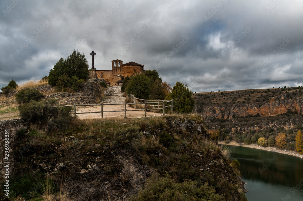 Ermita de San Frutos. Hoces del río Duratón, Segovia, España.