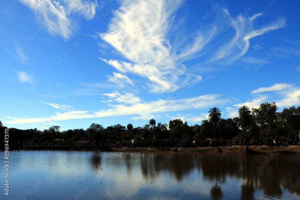 Fototapeta premium SHADES OF SKY