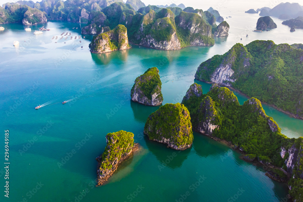 Aerial view of Ha Long Bay, Vietnam - obrazy, fototapety, plakaty 