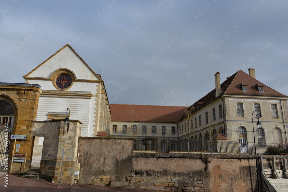 Abbaye de Corbigny Abbaye de Corbigny
