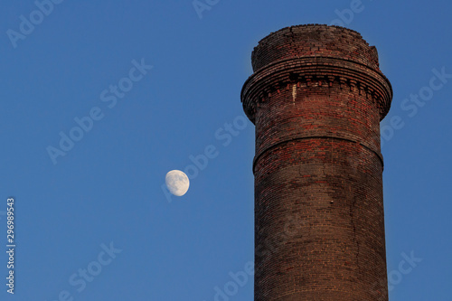La Ramona del Triunfo y la luna
