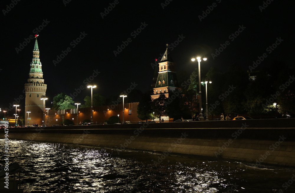 Fototapeta premium Moscow, night on a view of the Kremlin from the side of the quay.