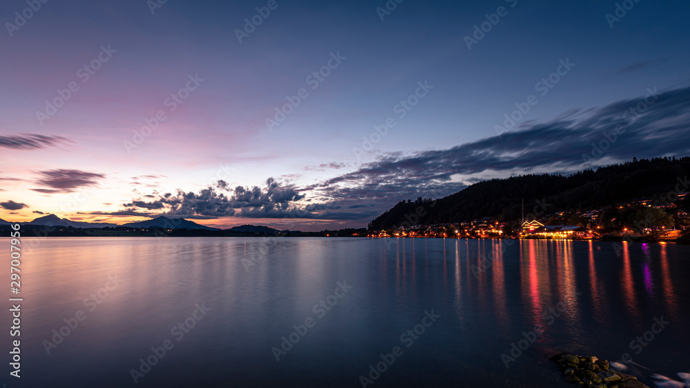 Fototapeta premium lake at night - hopfen am see