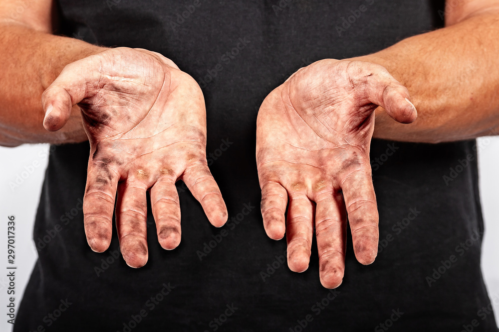 Fototapeta premium man with dirty hands