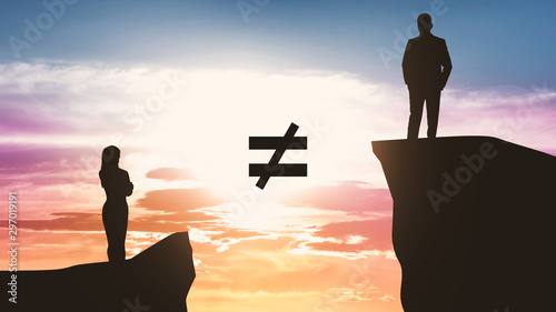 Foto Male figure is not equal Female, standing on higher rock