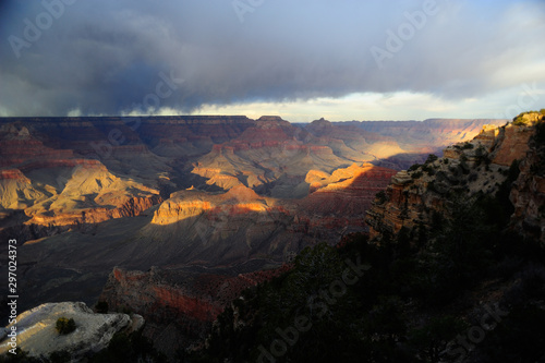 La luce del tramonto sul Grand Canyon, point of view