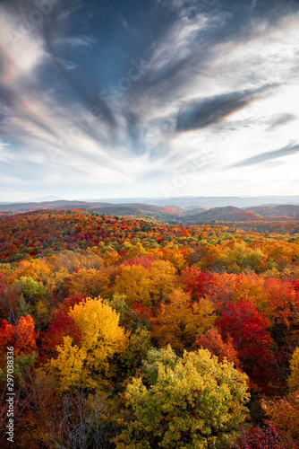 Dekoracja na wymiar  jesienny-krajobraz-w-gorach