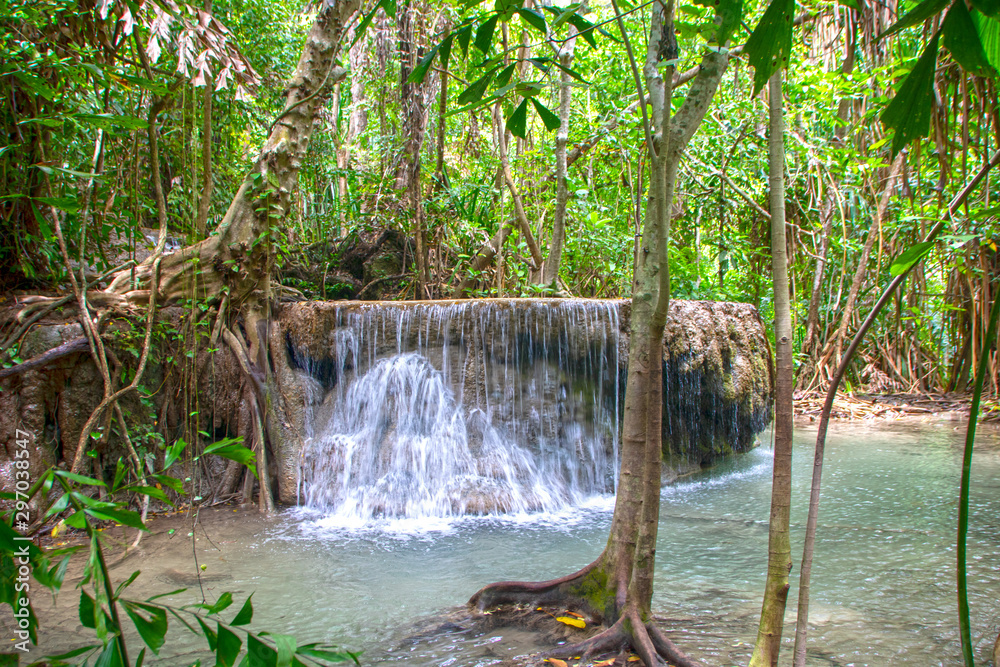 Fototapeta premium Erawan falls