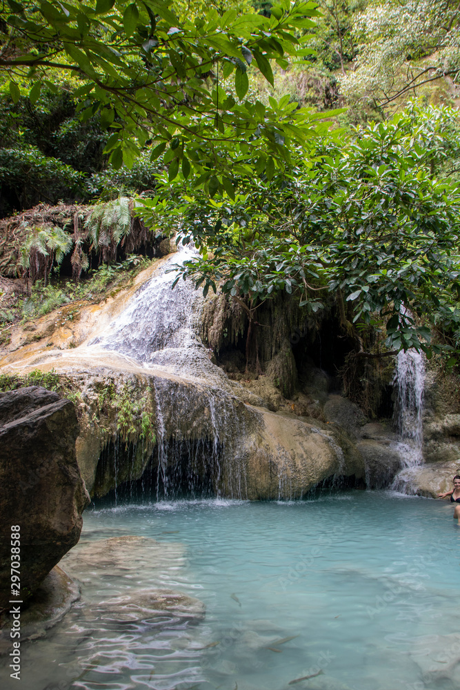 Naklejka premium Erawan falls